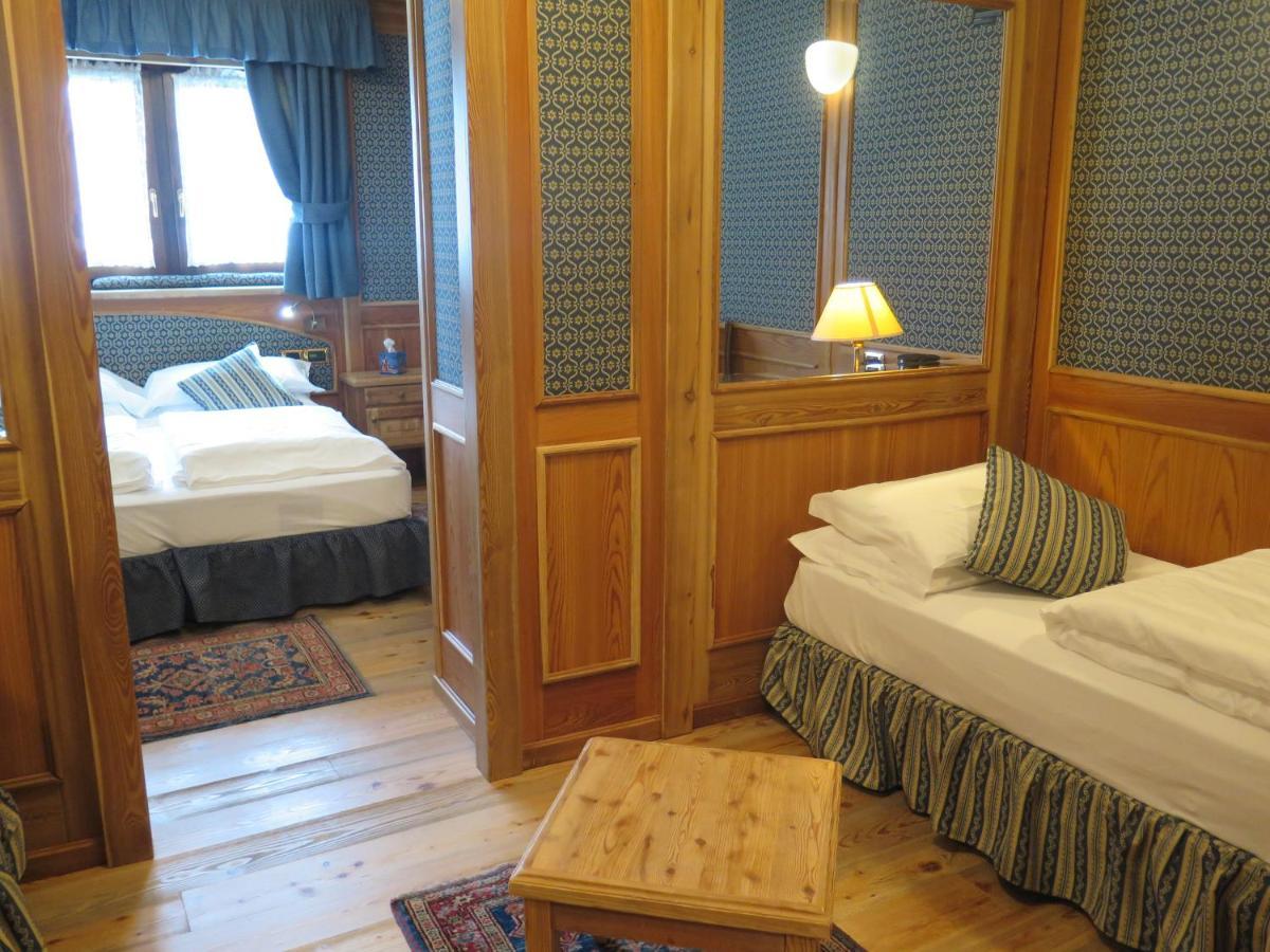 Chambres Mont Cervin เบรยล์-แชร์วิเนีย ภายนอก รูปภาพ